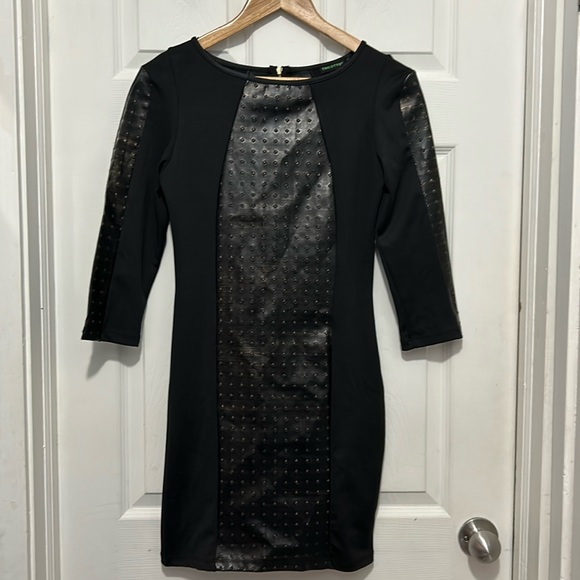 Tricotto Dresses & Skirts - TRICOTTO black mini dress.